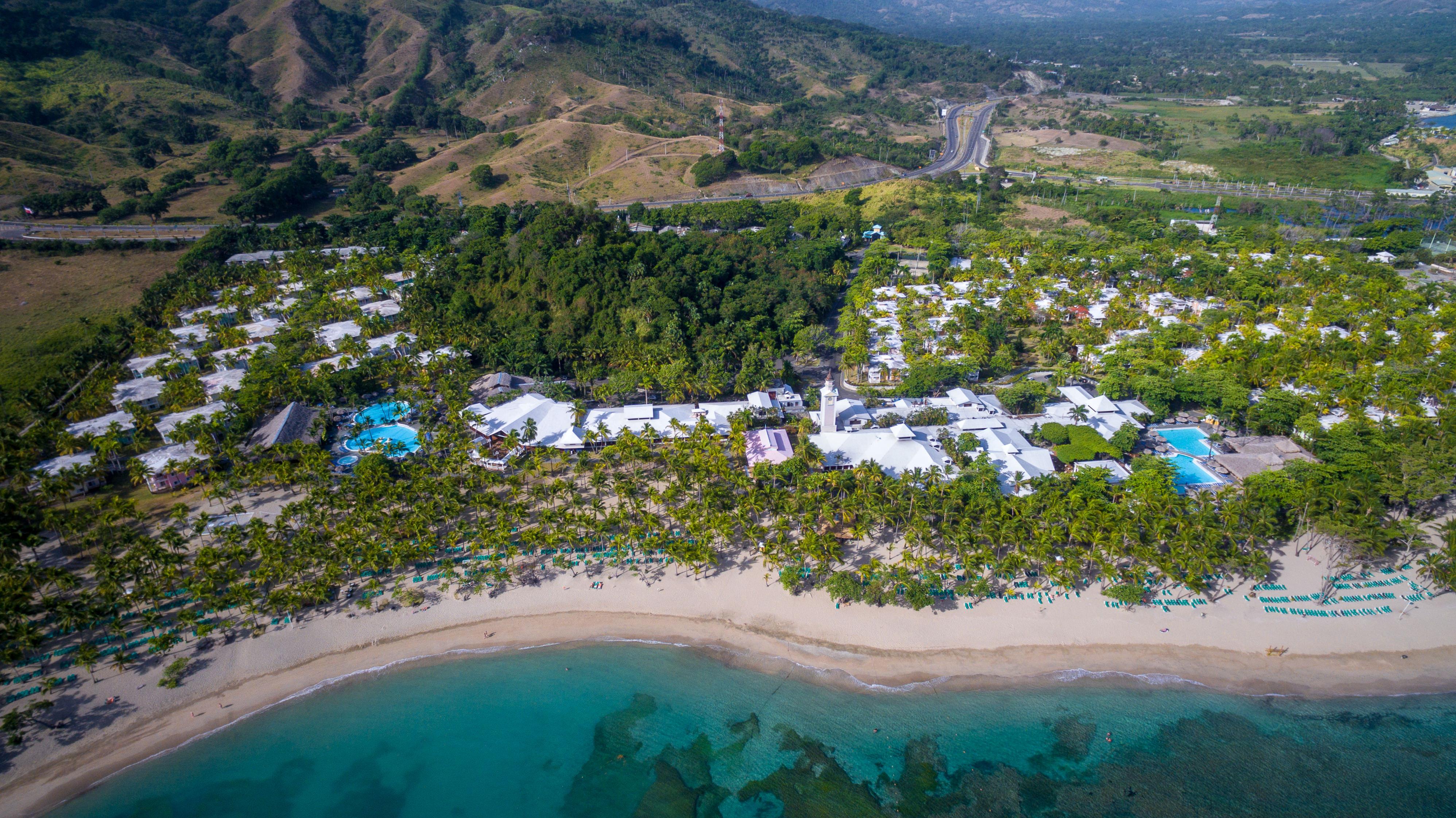 Playabachata Puerto Plata ภายนอก รูปภาพ Aerial view of the resort