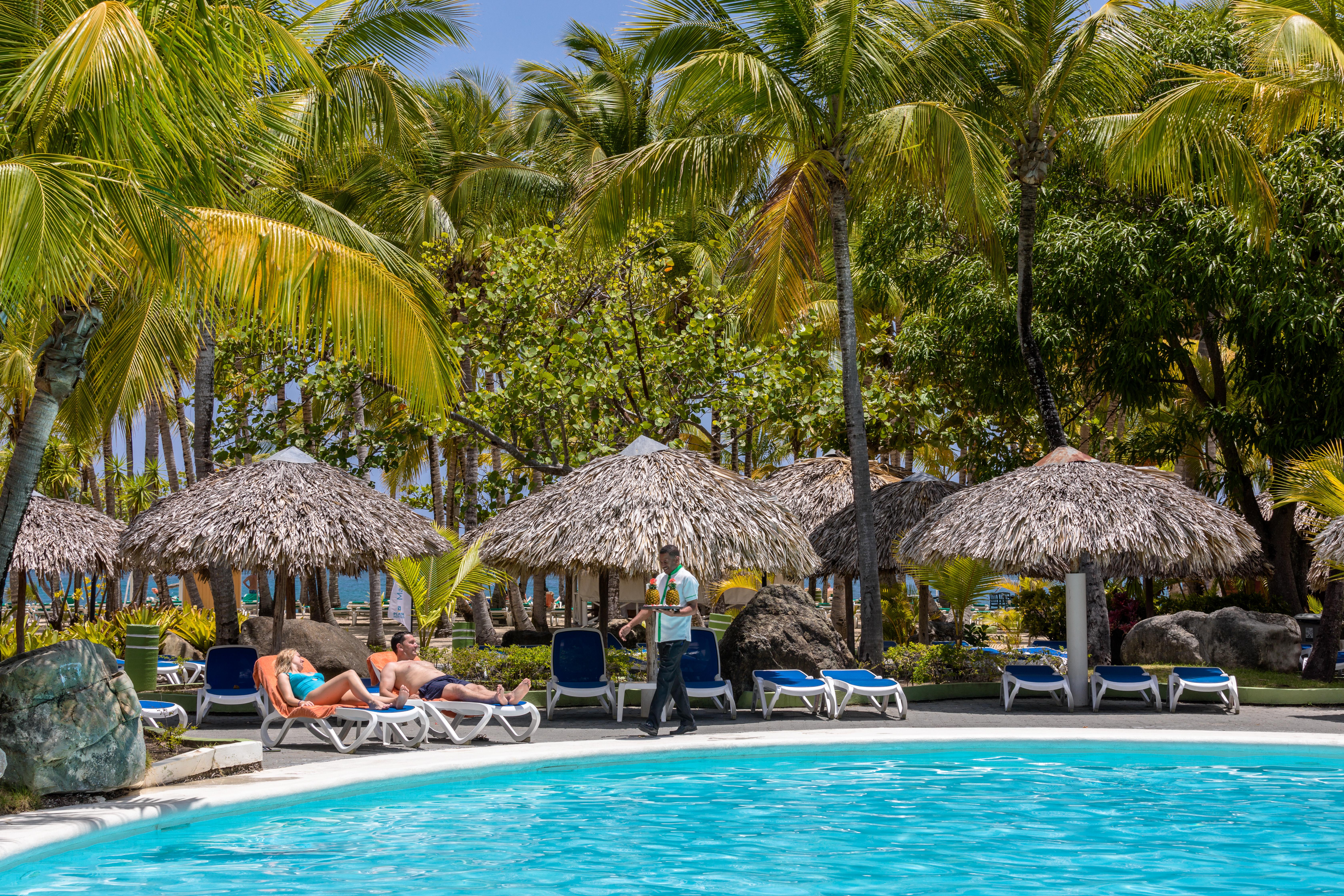 Playabachata Puerto Plata ภายนอก รูปภาพ The pool at the resort